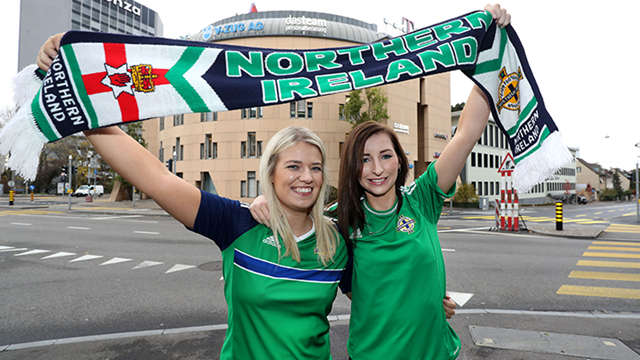 Northern-Ireland-fans-in-Basel-(f).png 