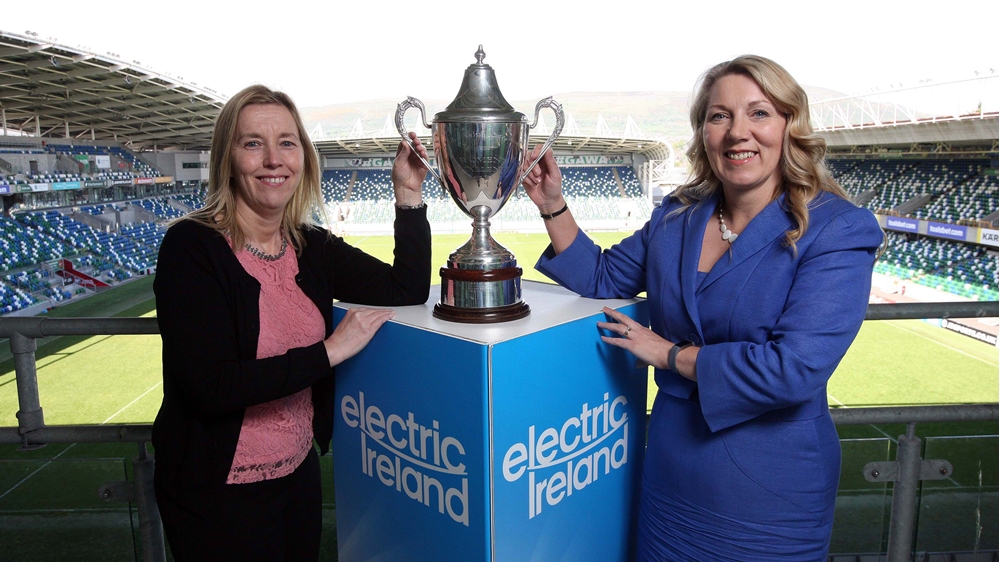 Electric Ireland Women's Challenge Cup round 2.jpg