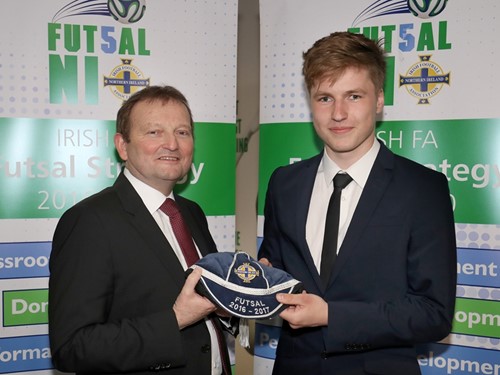 ni-futsal-caps-night-erenstas-verenka.jpg