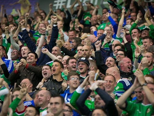 ifa_czechrep_17_fans_0005.jpg