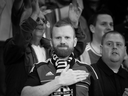 ifa_czechrep_17_fans_0034.jpg