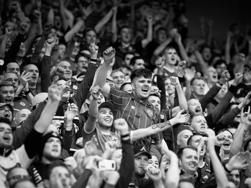 ifa_czechrep_17_fans_0033.jpg