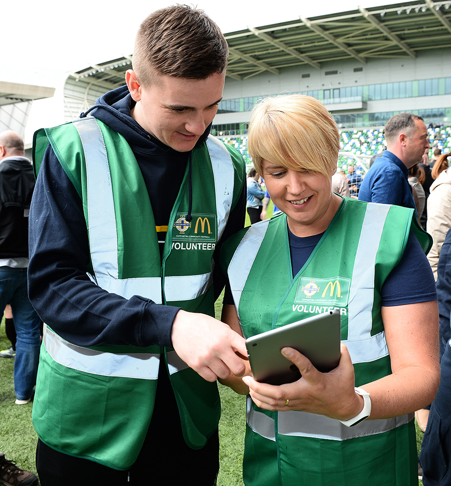 Volunteer pic web.jpg Volunteer pic web.jpg