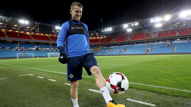 Steven-Davis-in-Norway-7.10.2017-(f).png 