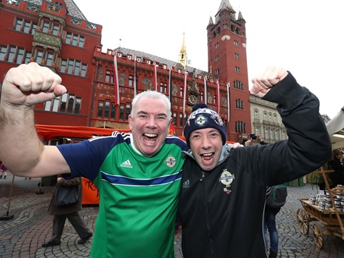 N Ireland fans_001.JPG