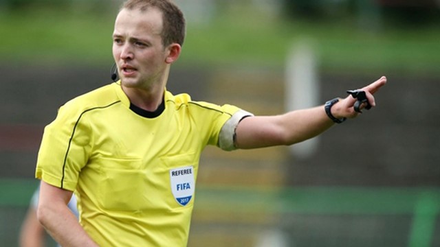 referee.jpg 