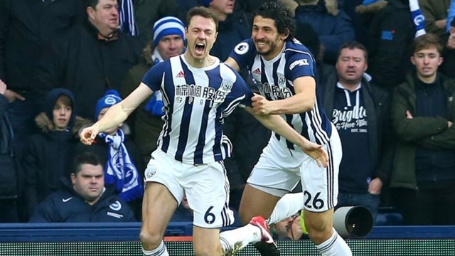 jonny evans batw.jpg 