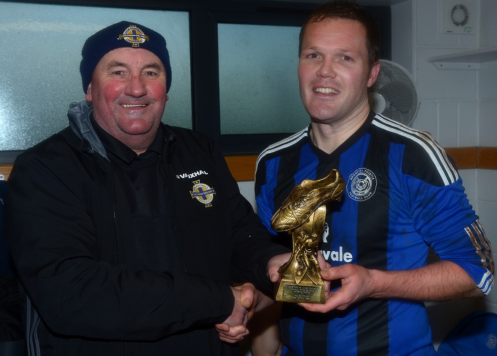 Davy King and 'man of the match' Matthew Boyd.jpg