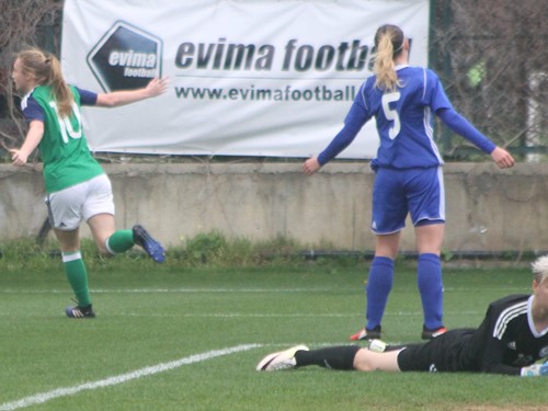 6 Lauren Wade celebrates.jpeg