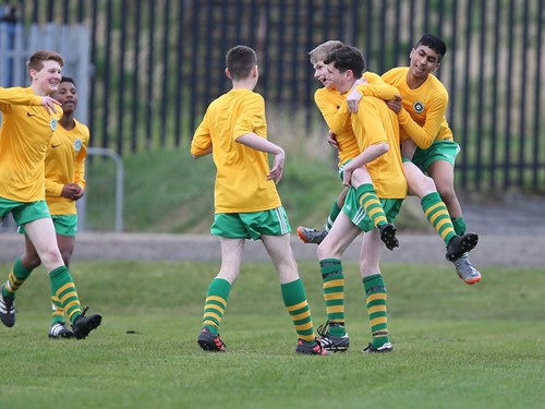 NISFA  Lisnagarvey v St Patricks Lisburn  005.JPG