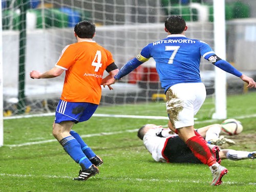 irish cup - image gallery - Linfield v Armagh City(1).jpg