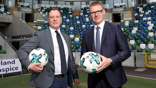 business league onecom and simon fitzpatrick.jpg 