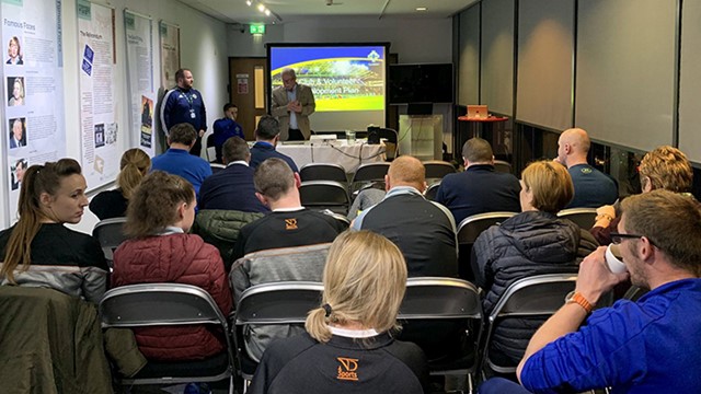 Club&VolunteerConsultation.jpg 