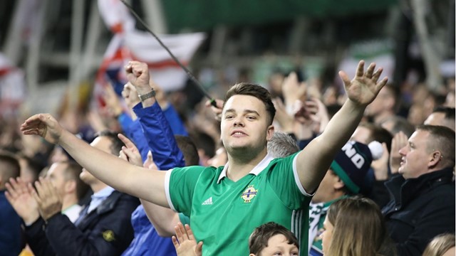 ROI v NI fans.jpg 