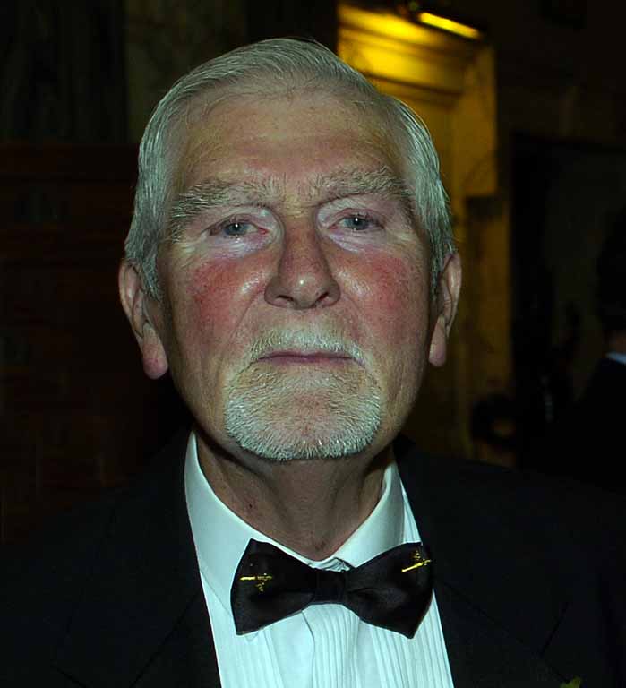 Bob Haslett BEM (4) Bob Haslett BEM (4)