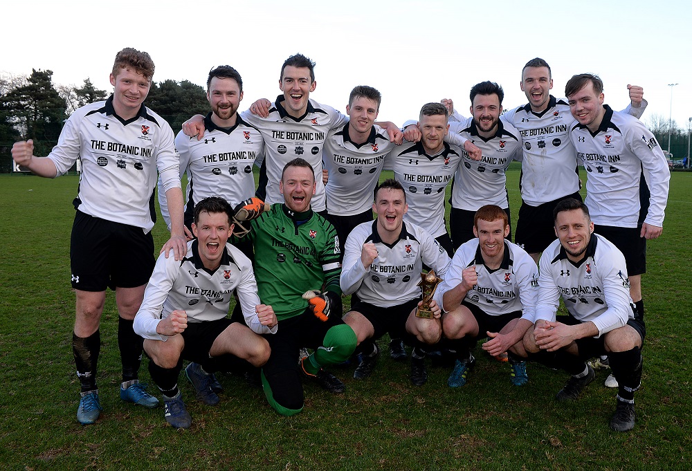 Queen's University celebrate their 5-0 defeat of Lurgan Town.jpg