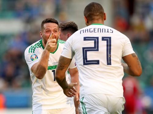 Estonia v N Ireland Conor Washington.jpg