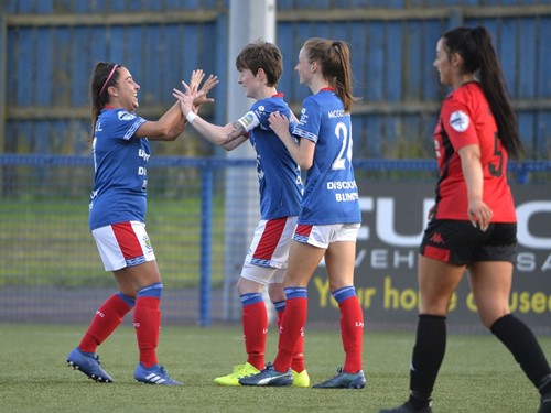 Crues v Linfield ladies_0018.JPG