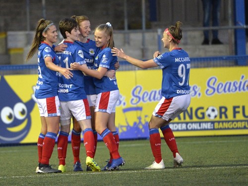 Crues v Linfield ladies_0050.JPG