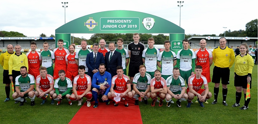 IFA President David Martin and FAI President Donal Conway with both teams and officials .jpg