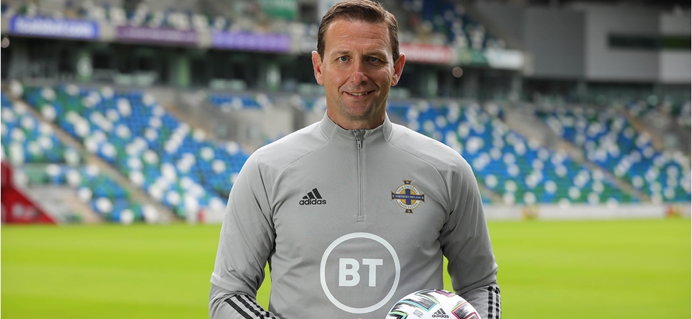 ian baraclough bt top.jpg