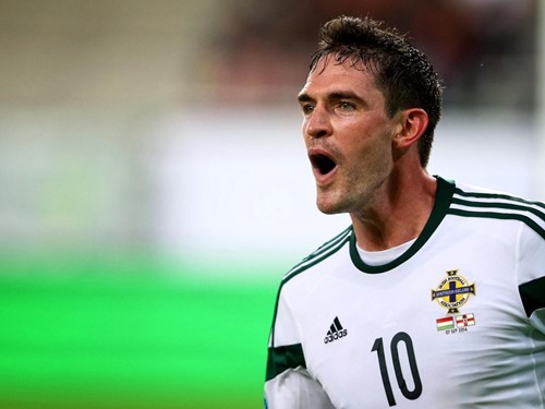 Northern Ireland v Hungary (2)