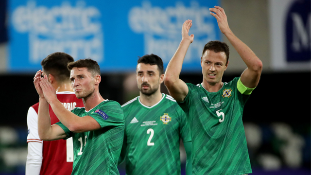 Jonny Evans Jordan Thompson.png 