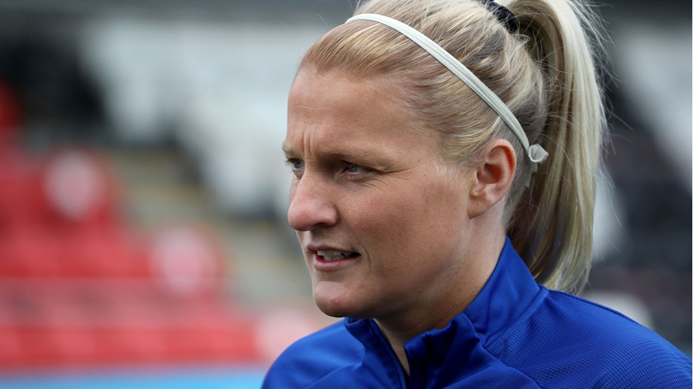 Ashley Hutton.jpg (1) Ashley Hutton.jpg (1)