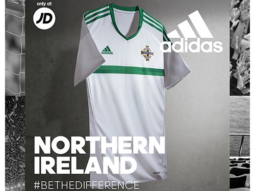 Away Kit 2015 - Main Article Size