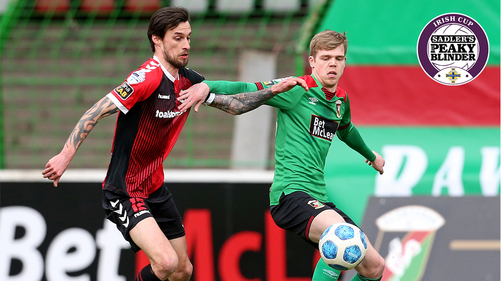Glentoran Crusaders.png Glentoran Crusaders.png
