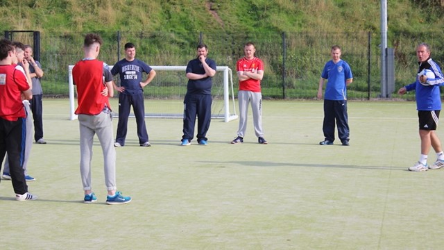 Newry Coaches - Tutor Seamus Heath delivers practical session 