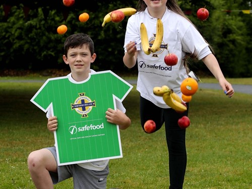 safefood & Irish FA Partnership Image 3.JPG