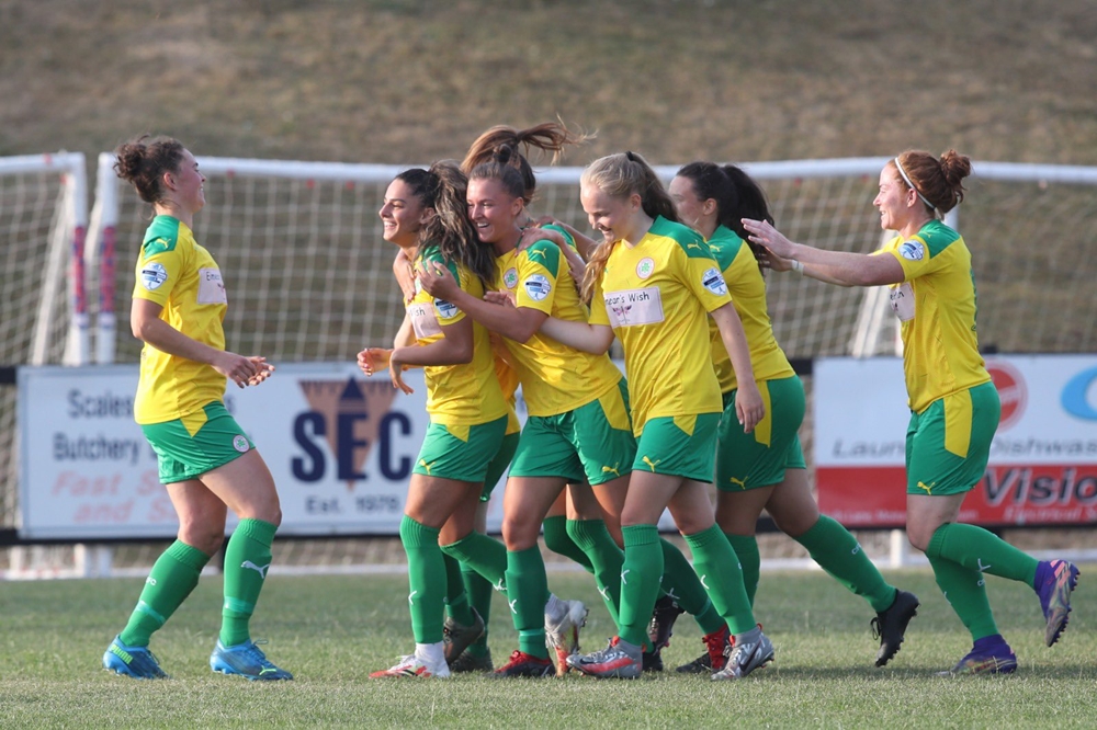 cliftonville fc women.jpg cliftonville fc women.jpg
