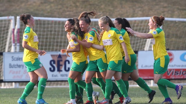 cliftonville fc women.jpg 