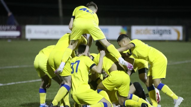 Dungannon v Cliftonville 32.jpg 