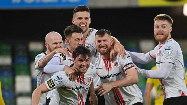Crusaders Irish Cup.png 