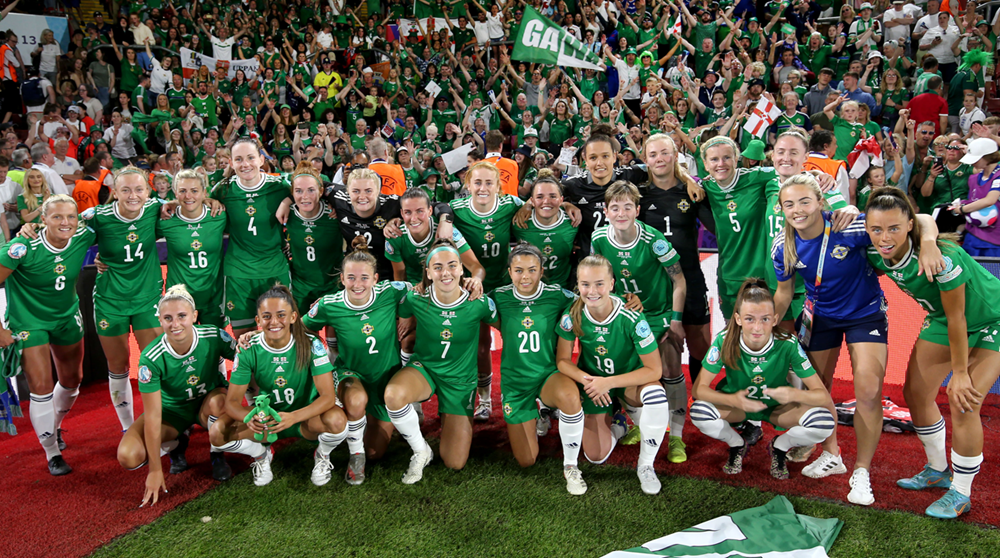 Northern Ireland senior women's team.png