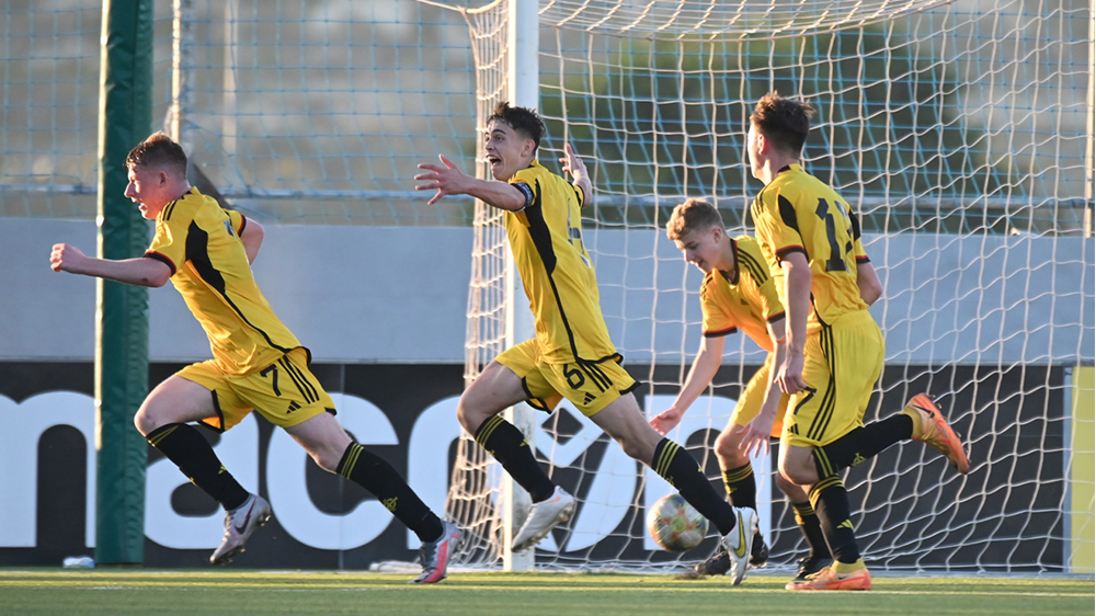 Ryan Donnelly U17s v Malta.png Ryan Donnelly U17s v Malta.png