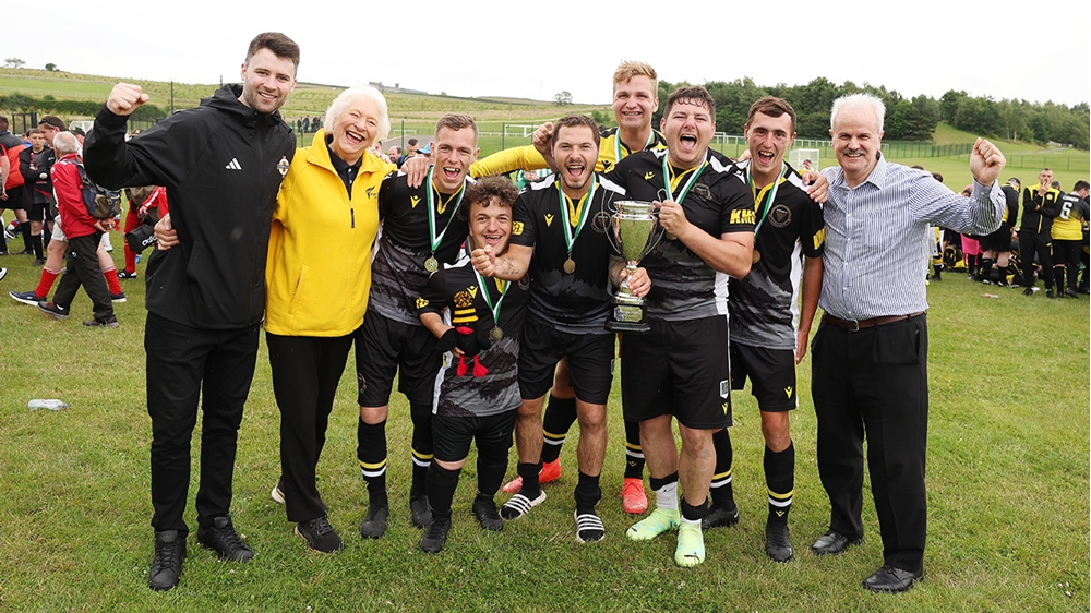 Community Cup.jpg Community Cup.jpg
