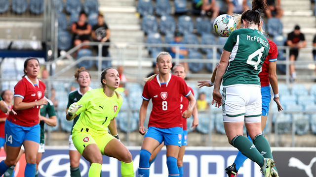 Sarah Mac v Czechs.png 