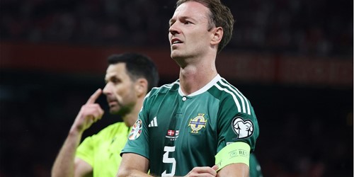 Evans puts in star performance in 200th appearance f... - Vimarsana News