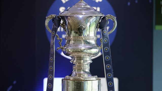 thumbnail_Irish Cup trophy (1).jpg 