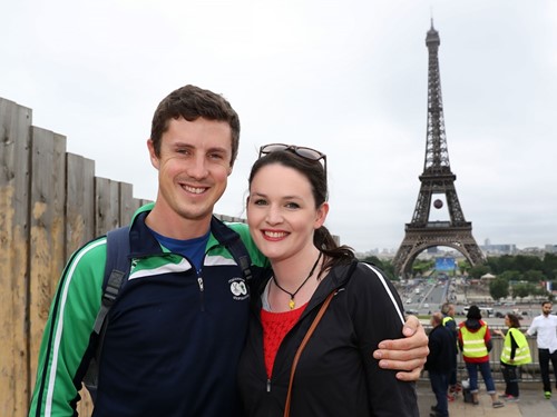 Fans in Paris_007.JPG