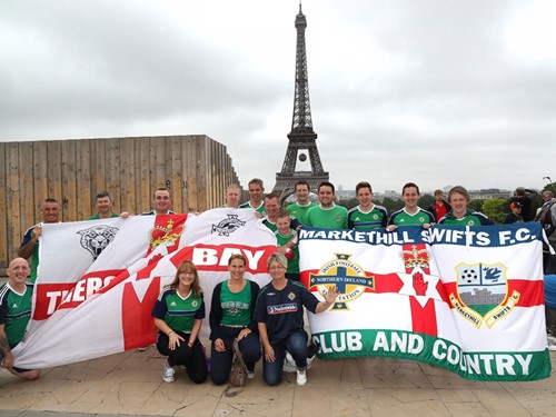 Fans in Paris_013.JPG