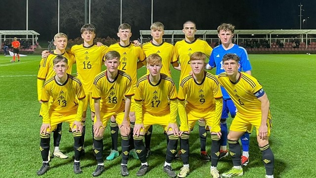 u17vFrance.jpg 