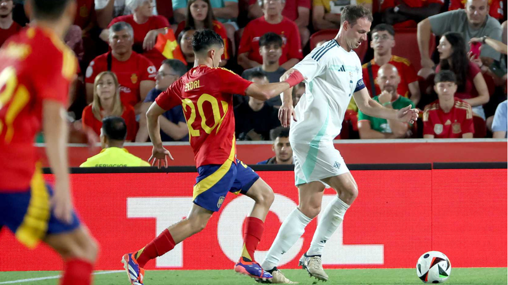 Jonny Evans v ESP.png Jonny Evans v ESP.png