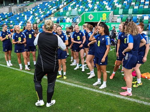 NIR W v BIH Training 8.jpg