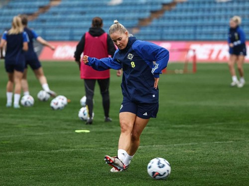 CRO W v NIR W Training 7.jpg