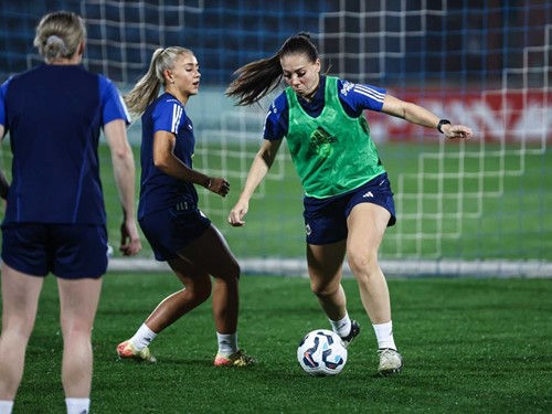 CRO W v NIR W Training 3.jpg