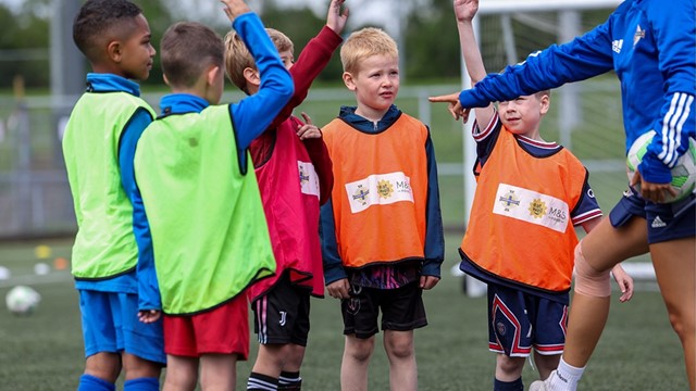 Summer camps thumbnail.jpg 
